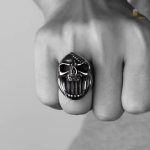 Bague décapsuleur pour amateurs de style audacieux