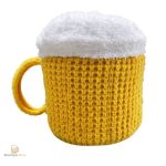 Bonnet tricoté avec motif chope de bière