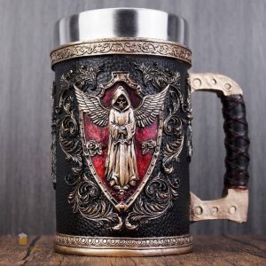 Chope de bière avec motif Ange de la Mort en relief