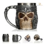 Chope de bière crâne de chevalier en métal décoratif