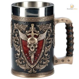 Chope de bière crâne et épée en céramique décorative