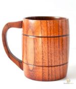 Chope en bois médiéval pour savourer votre bière