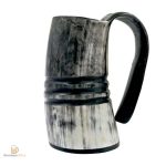 Chope en corne gravée pour savourer votre bière