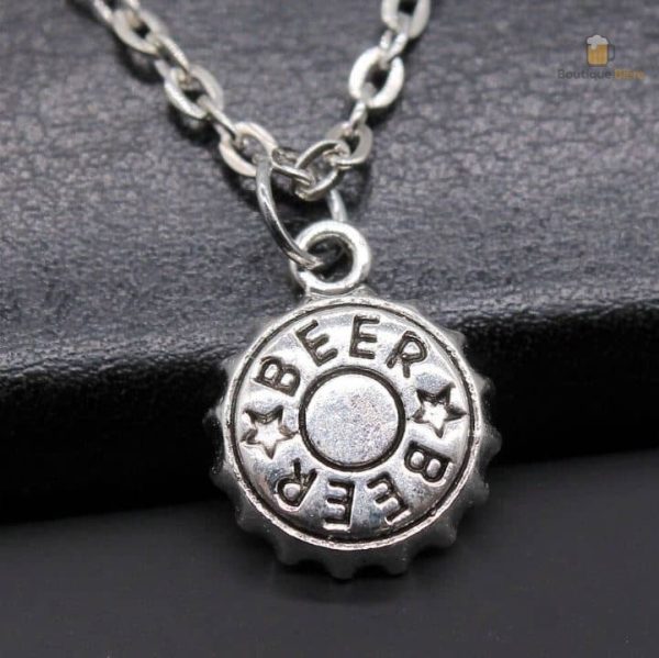 Collier original en capsule, parfait pour les soirées entre amis