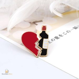 Pin's créatif alliant passion pour le vin et l'esthétique du cœur
