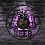 Horloge lumineuse bière, un clin d'œil aux passionnés de bière