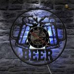 Design d'horloge Beer, parfait pour les soirées entre amis