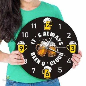 Accessoire de bar, horloge Beer O'Clock pour les fans de boissons