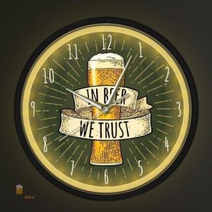 Horloge murale pour les amateurs de bière et convivialité