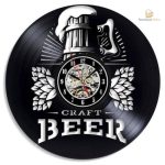 Horloge vinyle inspirée de la bière artisanale