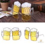 Déguisement festif avec lunettes chopes de bière