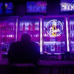 Néon lumineux pour fans de bière et soirées