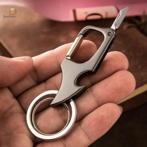 Accessoire de poche : porte clé décapsuleur en métal