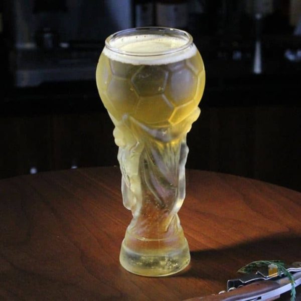 Verre à bière design pour les événements sportifs